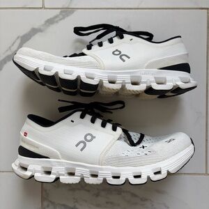 On Cloud X 4 Running Shoes White Ivory Black Mens Size 9.5 Athletic Cloudtec